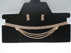 Choker set with tops