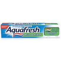 Aqua Fresh Mild & Minty Toothpaste (50ml)